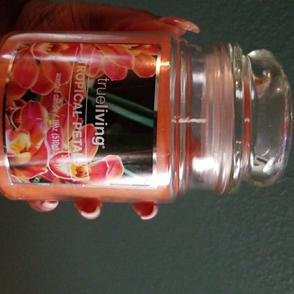 Trueliving Scented Candle